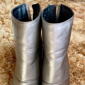 Metallic Gunmetal Ankle Boots Comfortview Sz 11WW